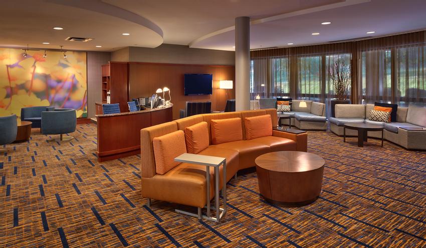 Courtyard by Marriott - 