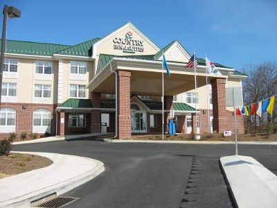 Country Inn & Suites - Welcome To Country Inn & Suites Delaware
