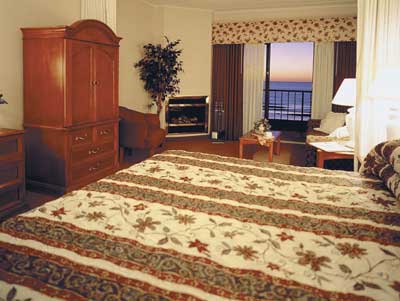Holiday Inn Oceanfront - 