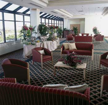 Holiday Inn Oceanfront - 