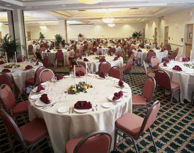 Holiday Inn Oceanfront - 