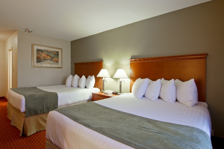 Holiday Inn St. Catharines Niagara - Two Queen Size Beds