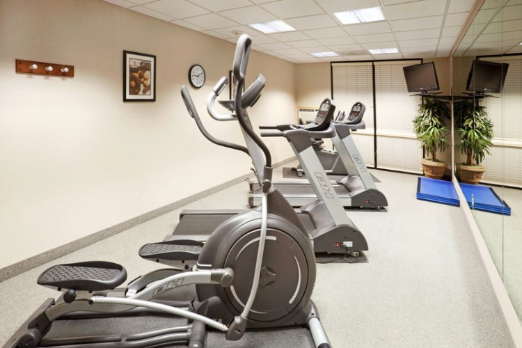 Holiday Inn Hotel & Suites - 