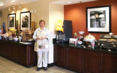 Hampton Inn Amelia Island - Enjoy Free Full Hot 'n Cold Breakfast!