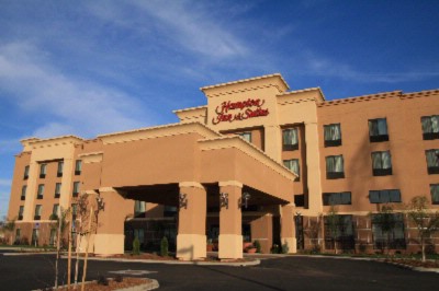 Hampton Inn & Suites