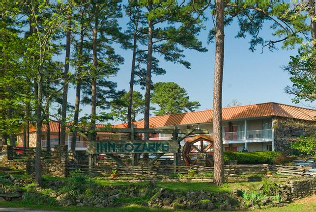 Best Western Inn of The Ozarks - Best Of The Best Room Design Award