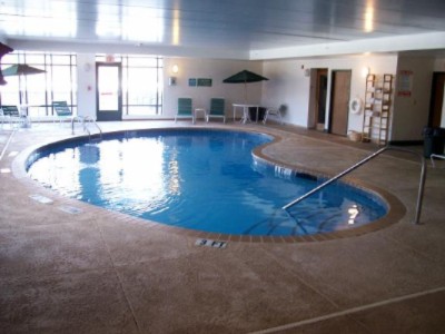 Comfort Suites - Indoor Heated Pool