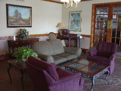 Econo Lodge of Lima - Lobby Area