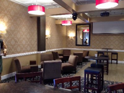 The Oaks Hotel & Conference Center - Newly Renovated Lobby