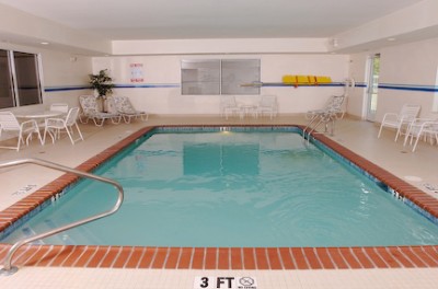 Sleep Inn & Suites - Indoor Heated Pool