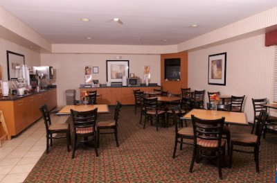 Sleep Inn & Suites - Breakfast Room