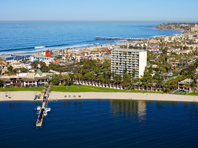 The Catamaran Resort Hotel & Spa - 