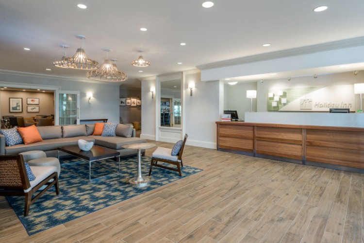 Holiday Inn South Kingstown / Newport Area - Outdoor Pool