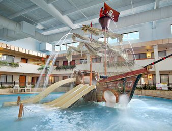 Ramada Northwest / Des Moines - Buccaneer Bay Water Park