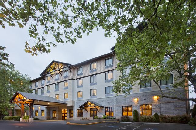 The Inn at Gig Harbor - Hotel Front Entrance