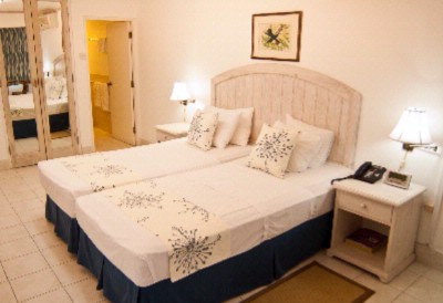 Pirate's Inn - 