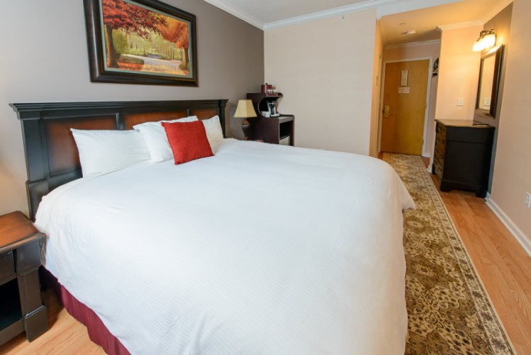 Norwalk Inn & Conference Center - 