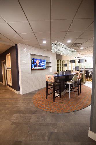 Holiday Inn Express Atlanta / Smyrna Cobb Galleria - 