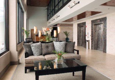 Shell Island Oceanfront Suites - 