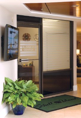 Shell Island Oceanfront Suites - 