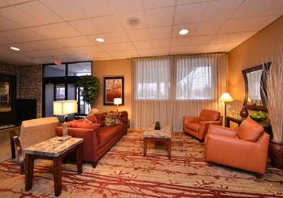 Comfort Inn Plymouth - Pizza Ovens And Grand Piano