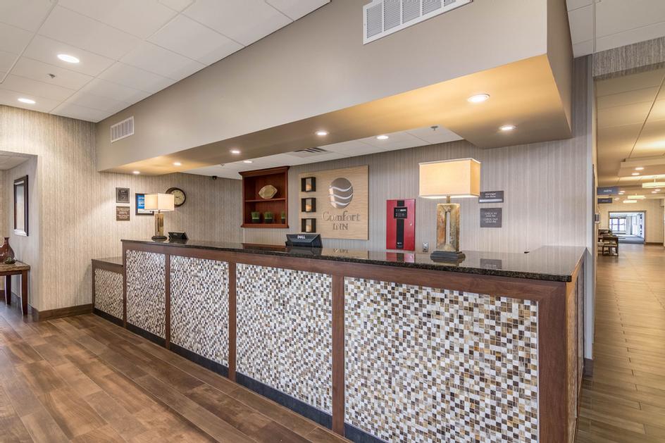 Comfort Inn Plymouth - 