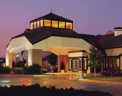 Clubhouse Inn & Suites Hotel - 