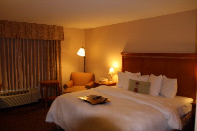 Hampton Inn & Suites - 