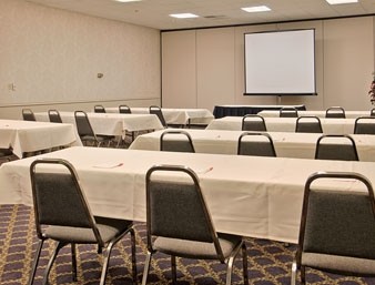 Ramada Fairview Heights - 