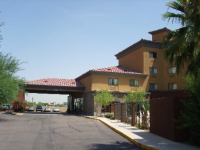 Holiday Inn Express Hotel & Suites - Stay Smart At Holiday Inn Express Hotel & Suites