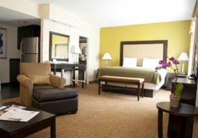Comfort Suites Laurel Lakes - Breakfast Dining Area