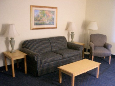 Holiday Inn Express University of Arkansas Area - Suite