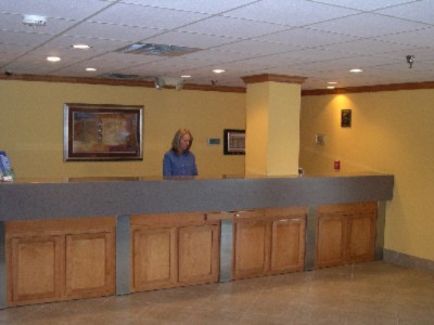 Holiday Inn Express University of Arkansas Area - Registration