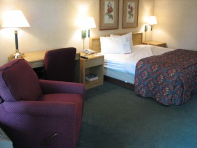The Chariot Hotel East Louisville - 
