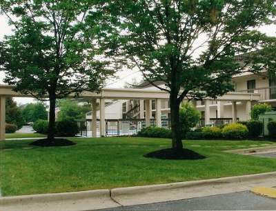 The Chariot Hotel East Louisville - 