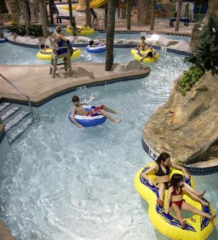 Edgewater Resort & Waterpark - 