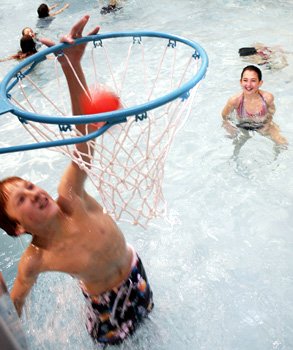 Edgewater Resort & Waterpark - 
