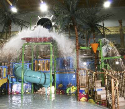 Edgewater Resort & Waterpark - 