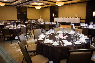 Holiday Inn Executive Center - 