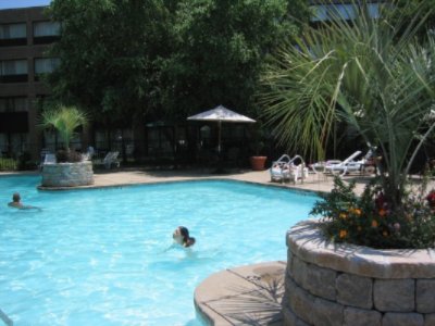 Holiday Inn Executive Center - 