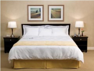 Crowne Plaza Chicago Northbrook - Standard King Guest Room