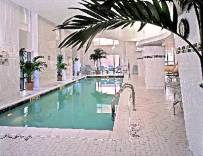 Embassy Suites DC Convention Center - Indoor Pool