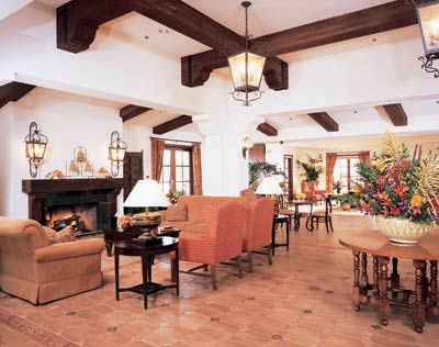 Anabella Hotel Lobby