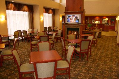 Hampton Inn & Suites - Breakfast Room