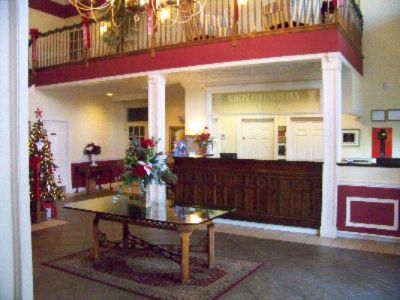 Best Western White Columns Inn - Dinner In Our Restaurant