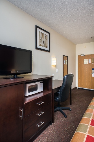 Red Roof Inn - Registration Desk.