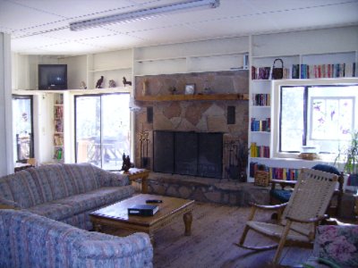 Lobby And Tv Room