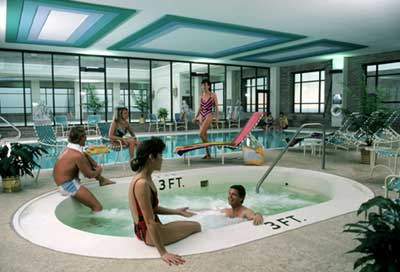 Indoor pool and whirlpool