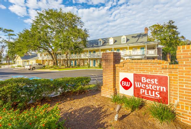Best Western Island Inn - 