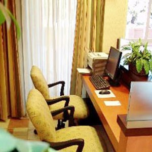 Fairfield Inn & Suites - 